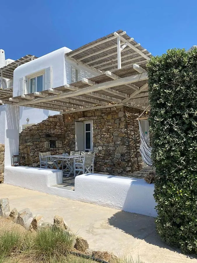Salty Houses Kalo Livadi